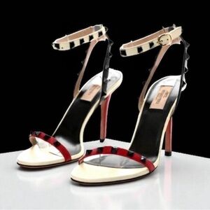 Valentino Garavani Rockstud Ankle Strap Heels 39